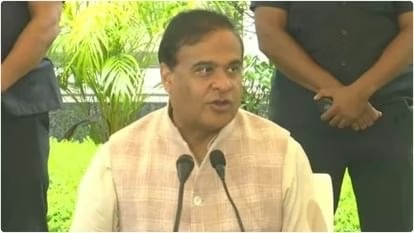 Assam: असम सरकार का बड़ा फैसला, 18 साल से ऊपर वालों को नहीं मिलेगा नया आधार कार्ड; जानें क्यों लिया गया निर्णय