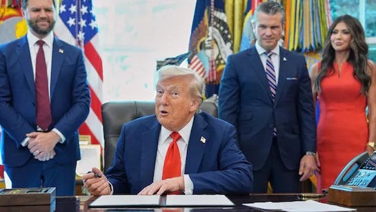 US Tariffs: ट्रंप के टैरिफ को संघीय अदालत ने क्यों बताया अवैध, भारत पर लगे आयात शुल्क पर आगे क्या; कितनी राहत?