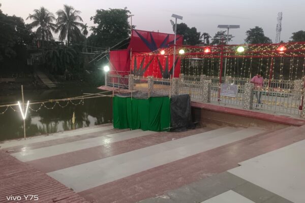 छठ महापर्व का दूसरा दिन: व्रतधारियों ने शुरू किया 36 घंटे का अखंड उपवास, घाटों पर तैयारियां पूरी